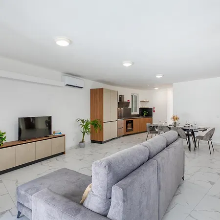 公寓 New! Sant Anna Residences, 4 By Sf Homes 马尔萨斯卡拉