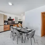 شقة New! Sant Anna Residences, 4 By Sf Homes *